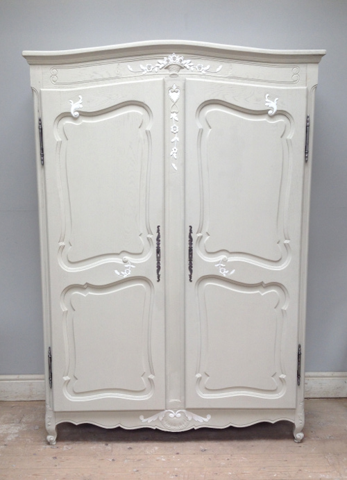FRENCH ANTIQUE ARMOIRE